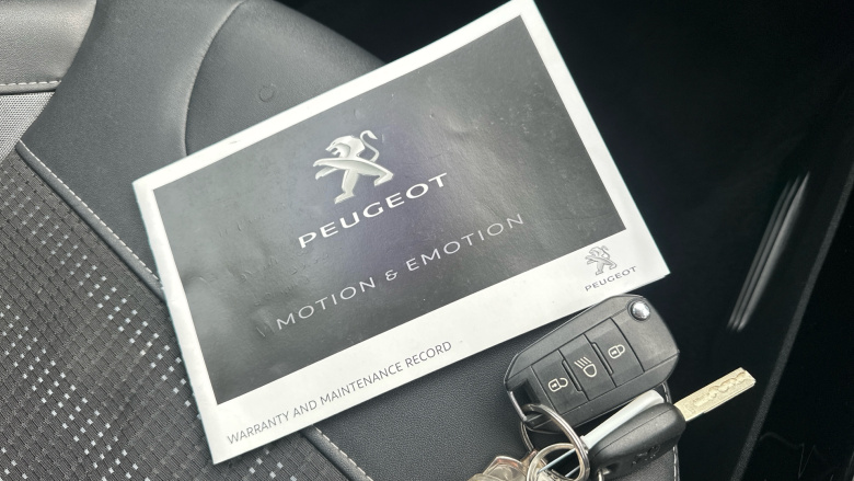 Peugeot 2008 1.6 BlueHDi 120 Allure 5dr Diesel Estate